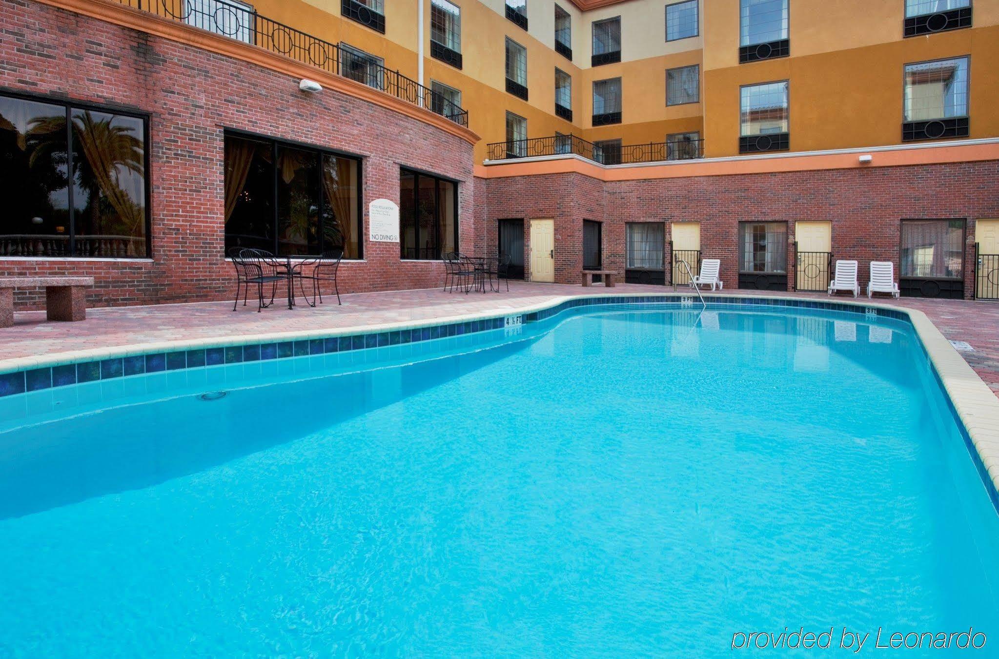 Country Inn & Suites By Radisson, Rj Stadium - Tampa Airport East エクステリア 写真