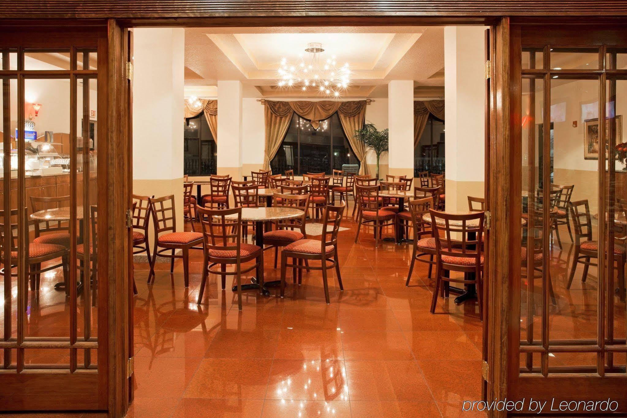 Country Inn & Suites By Radisson, Rj Stadium - Tampa Airport East エクステリア 写真