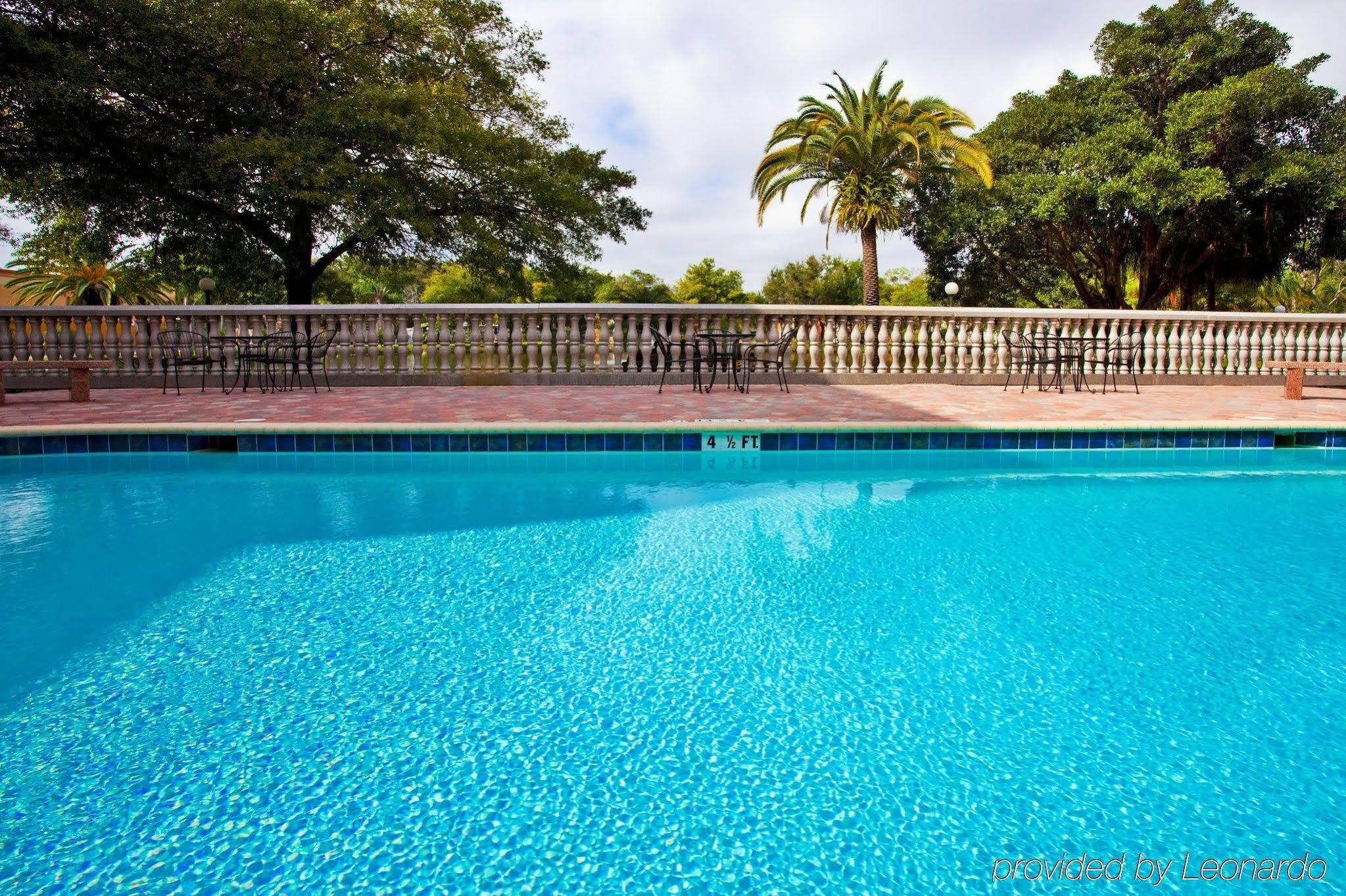 Country Inn & Suites By Radisson, Rj Stadium - Tampa Airport East エクステリア 写真