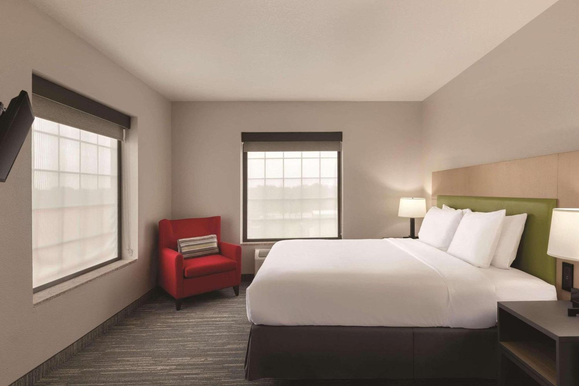 Country Inn & Suites By Radisson, Rj Stadium - Tampa Airport East エクステリア 写真